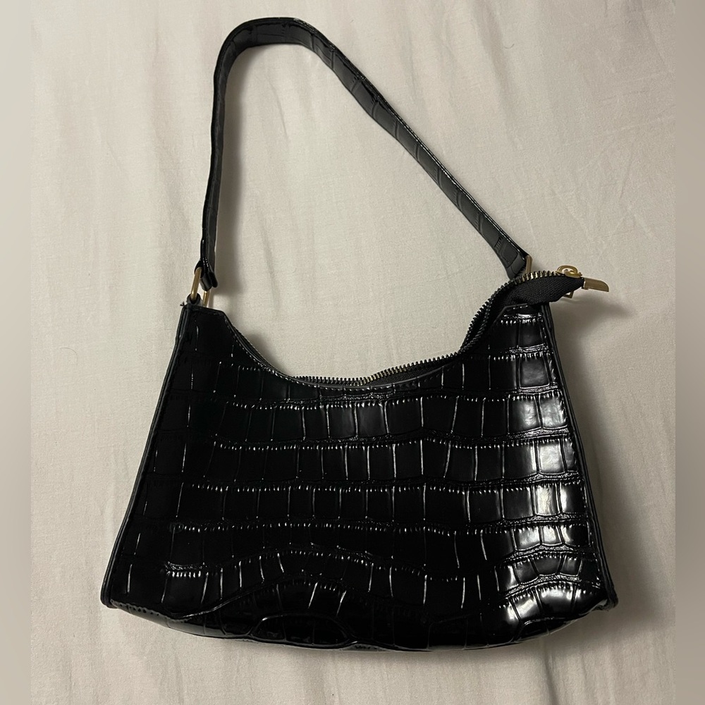 Croc side purse